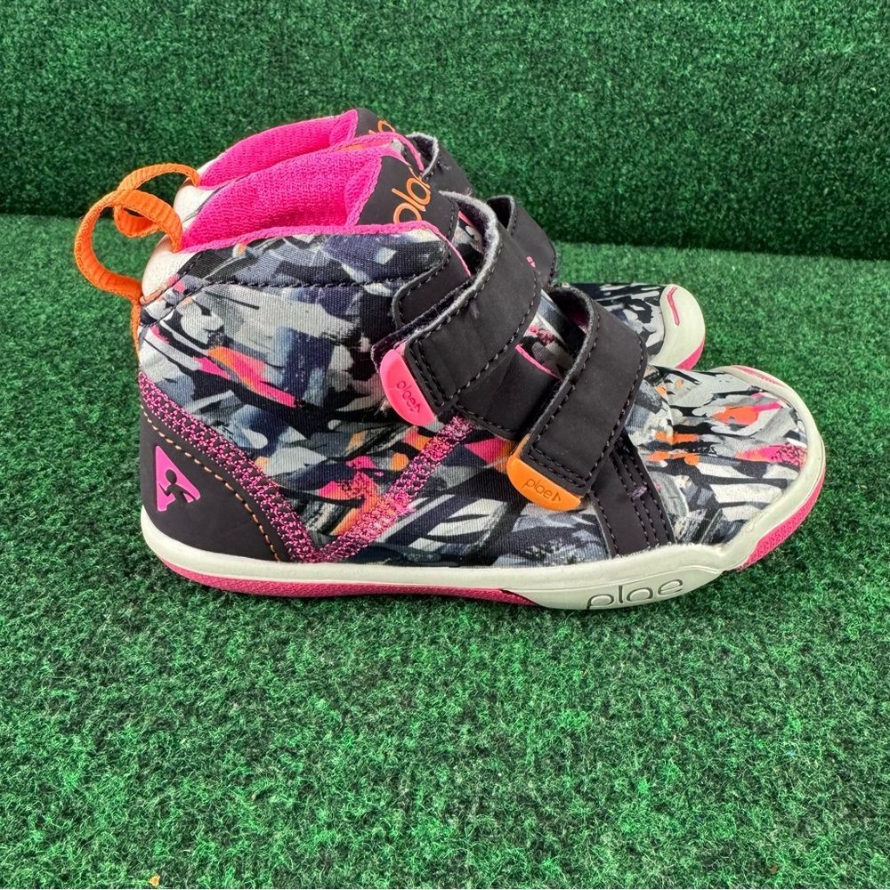 PLAE Max High Top Girl's Size 9 Comfort Running Shoes Pink Black Gray